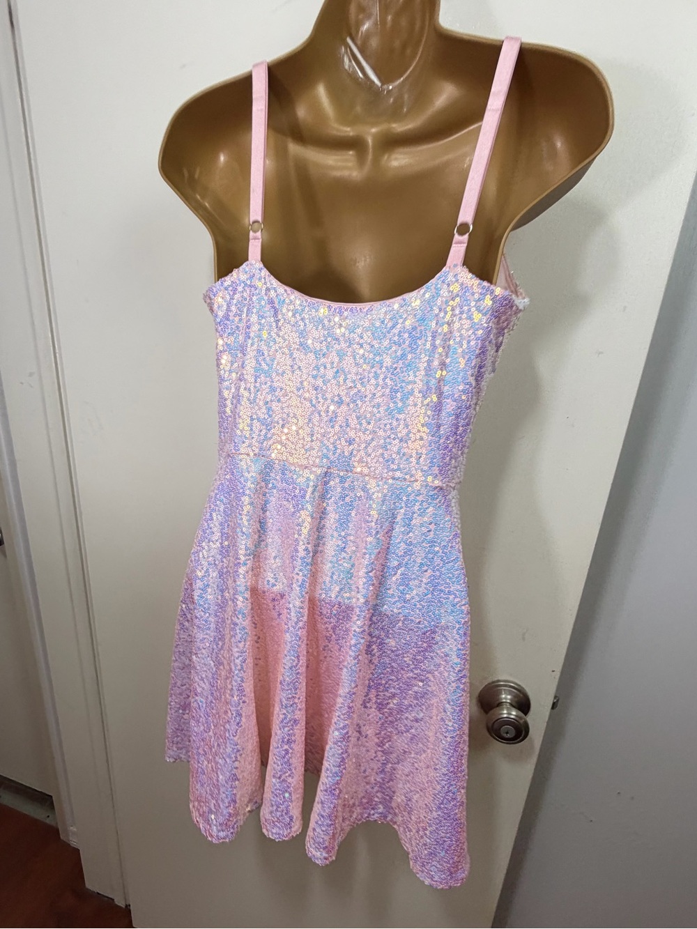 BlackMilk Sparkle Sparkle Blush Iridescent Sequin Skater Dress S *FLAWS/READ* - Picture 6 of 16